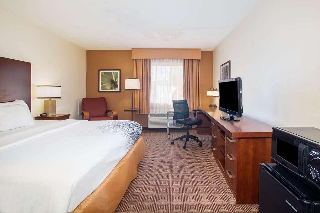 Baymont By Wyndham Columbia, Mo 3*