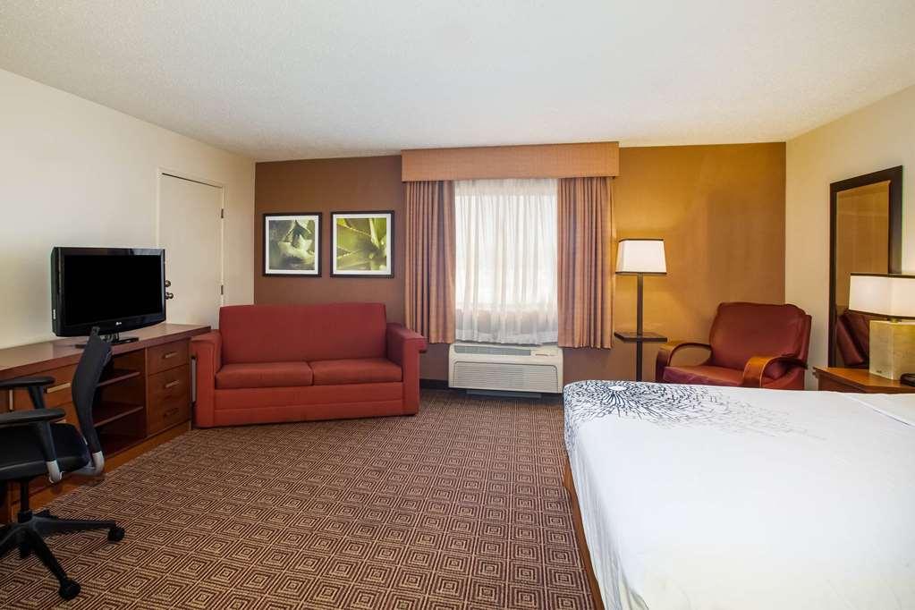 Baymont By Wyndham Columbia, Mo Hotel Columbia