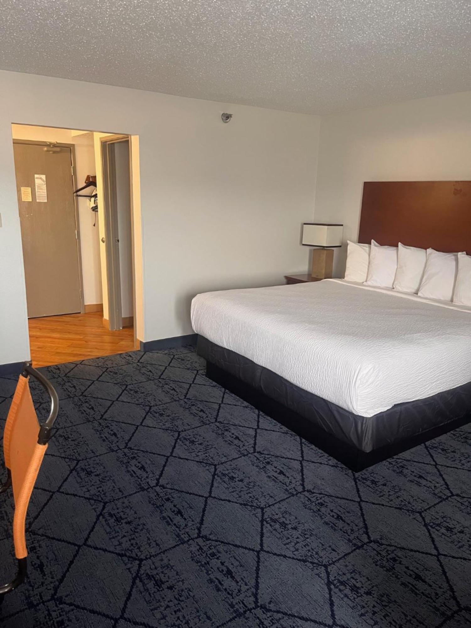 Baymont By Wyndham Columbia, Mo 3* Columbia