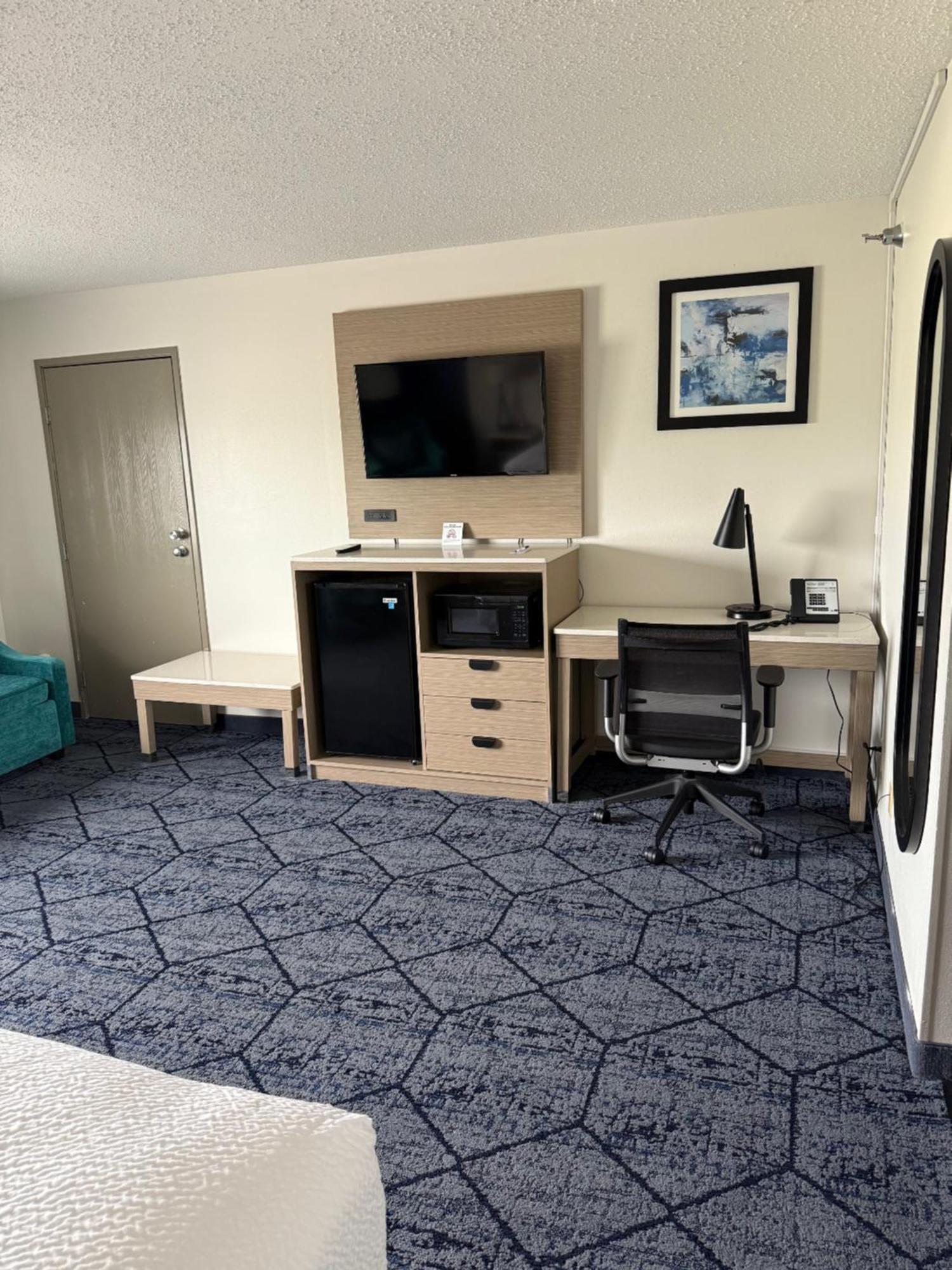 Baymont By Wyndham Columbia, Mo Hotel 3*